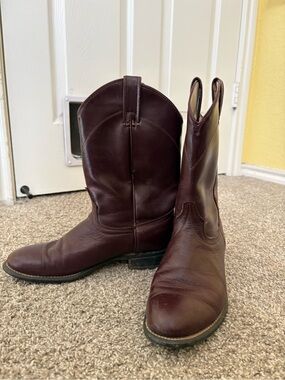 Vintage Justin Laredo Dark Maroon Leather Cowboy Boots